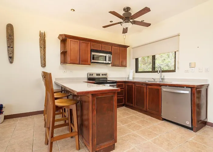 Vida De La Paz 4 - Oceanview Condo, 2br, Just Remodeled, Playa Prieta * Potrero (Guanacaste)